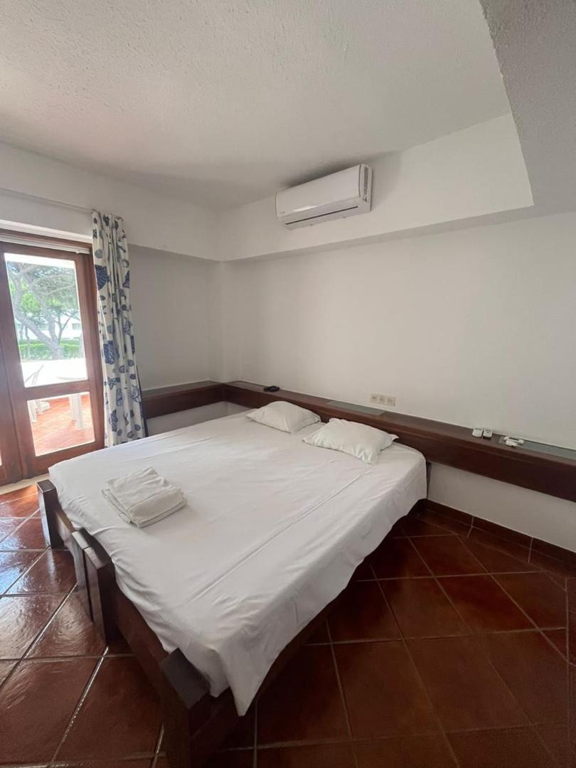 Tac - Acoteias Budget Studio Apartment Olhos de Agua  Luaran gambar